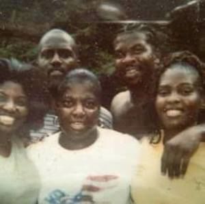 Meet your Posher, Edna carmenar